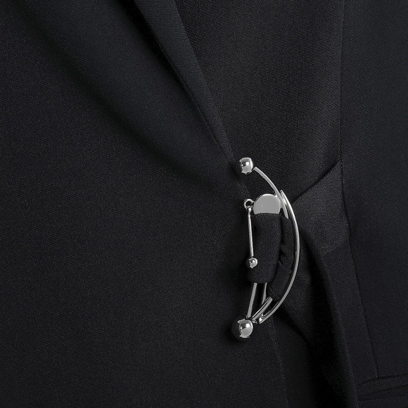 Cushnie Et Ochs Bruna Buckled Black Crepe Blazer - Picture 6 of 6